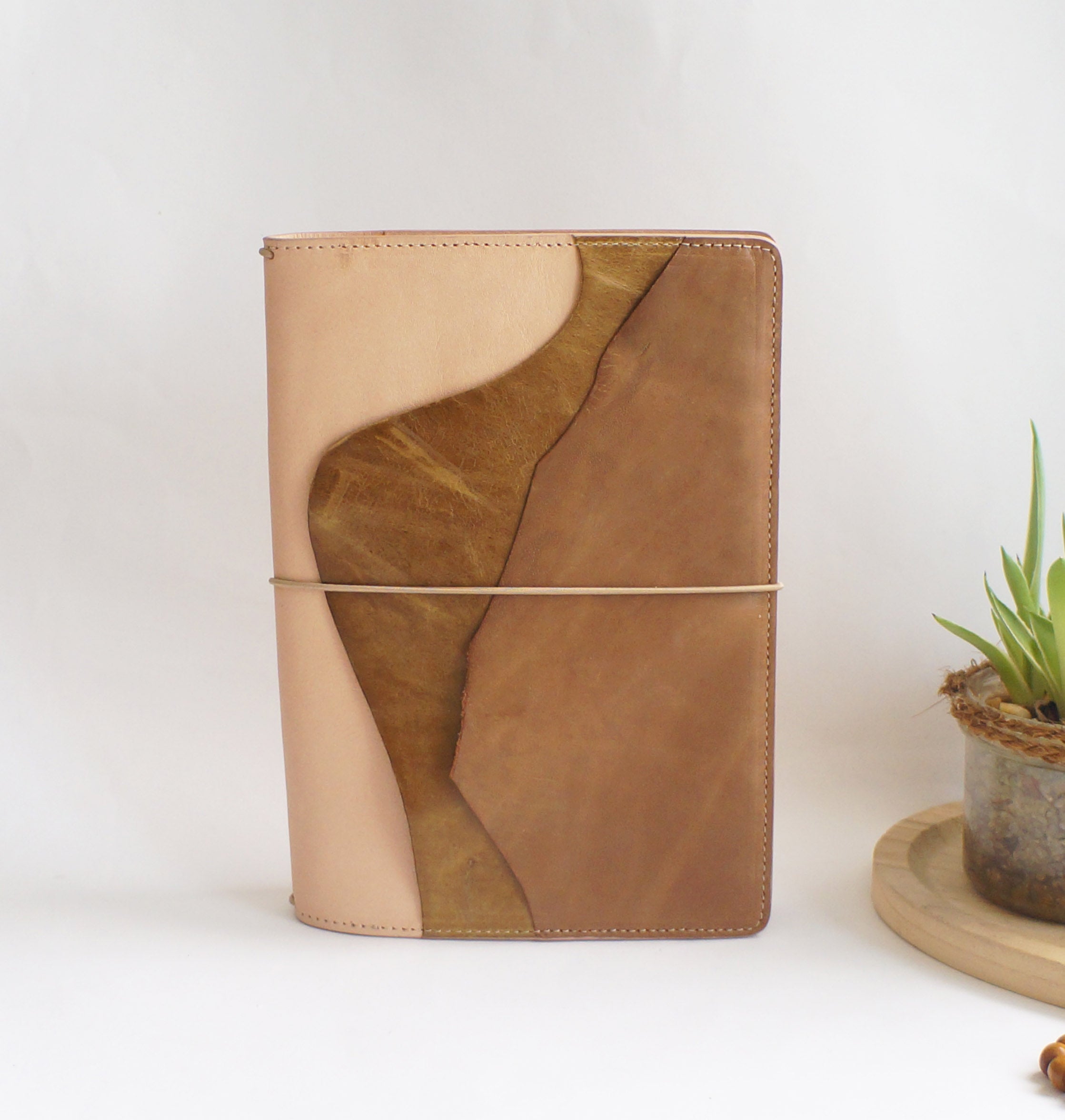 A5 Wide Rustic - Undyed Sheep/Almond/Cocoa Creme