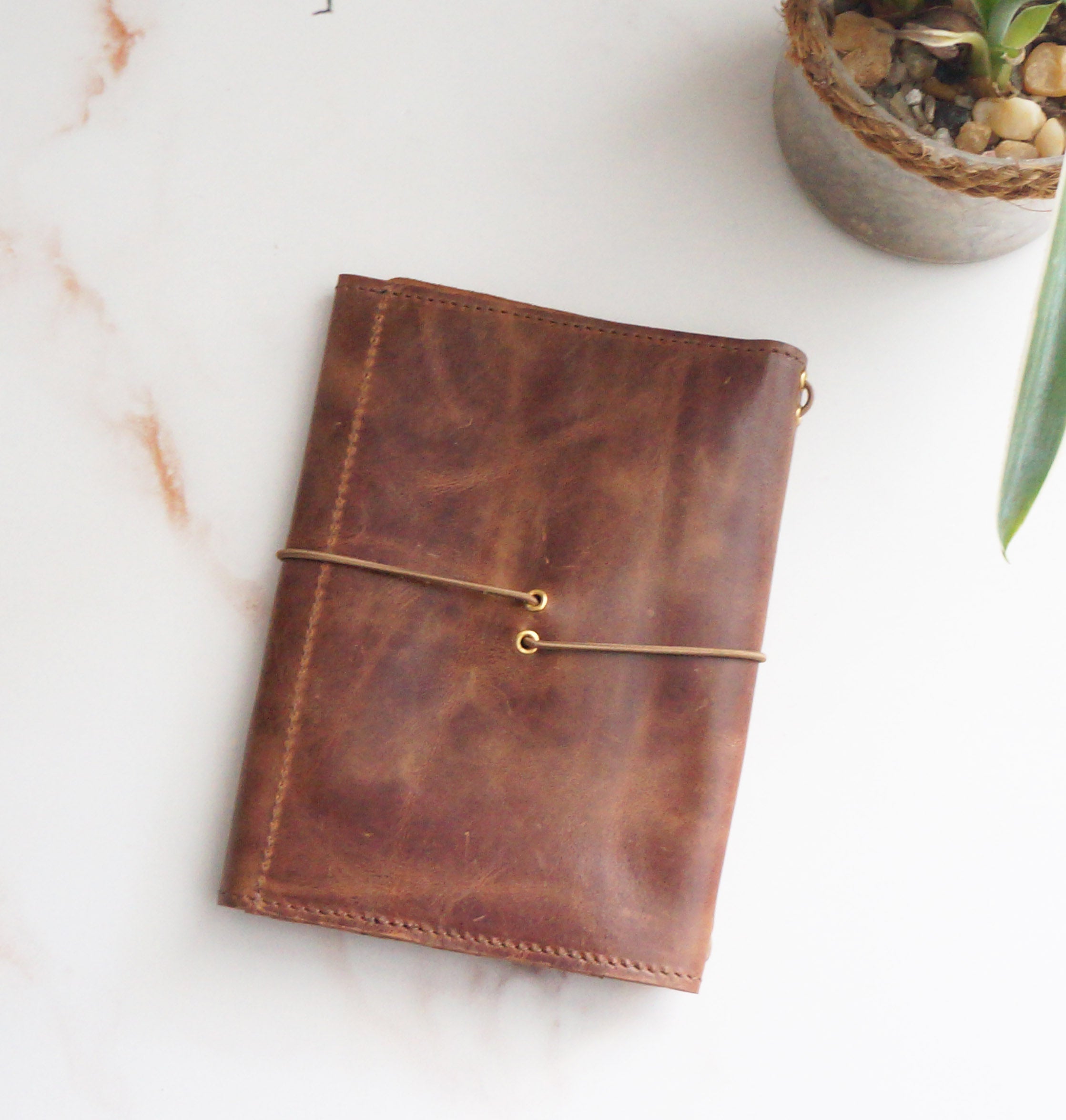 A6 Epure Cover - Vintage Amber