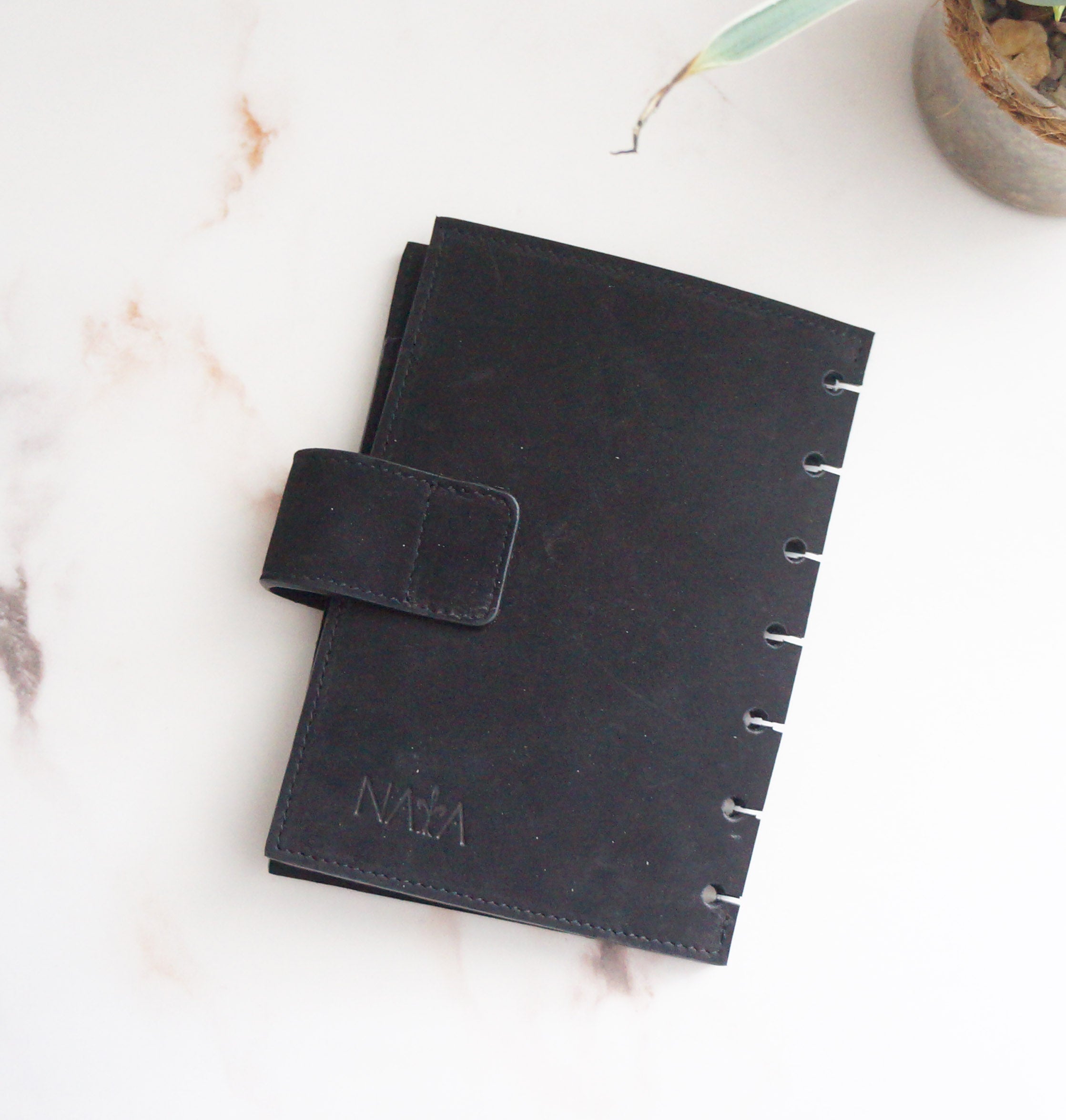 A6 Disc Cover - Nubuck Black