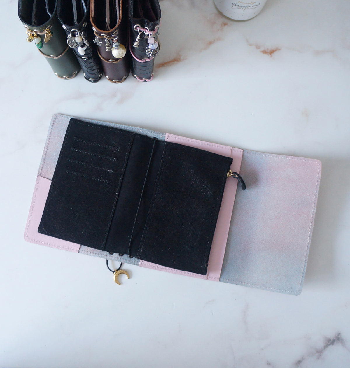 Trifold Pocket size set - Pink & Black
