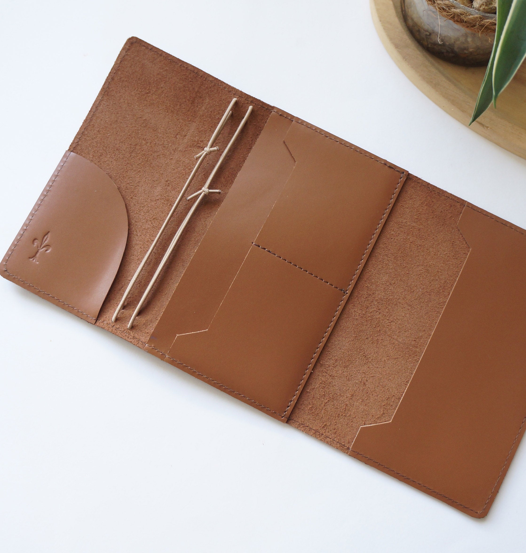 A6 Epure Cover - Smooth Camel