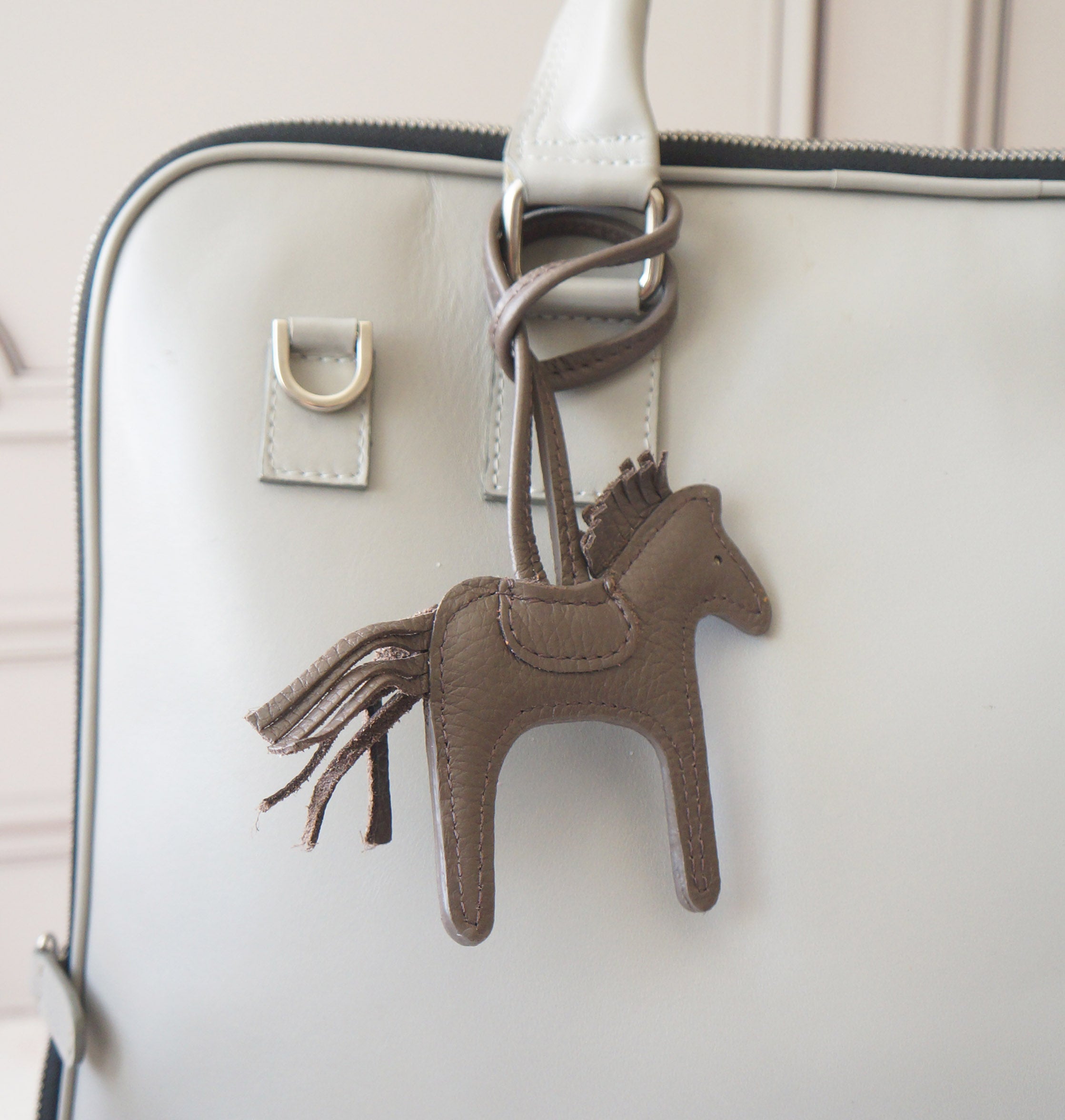 Leather Horse Charms - Pebbled Gray
