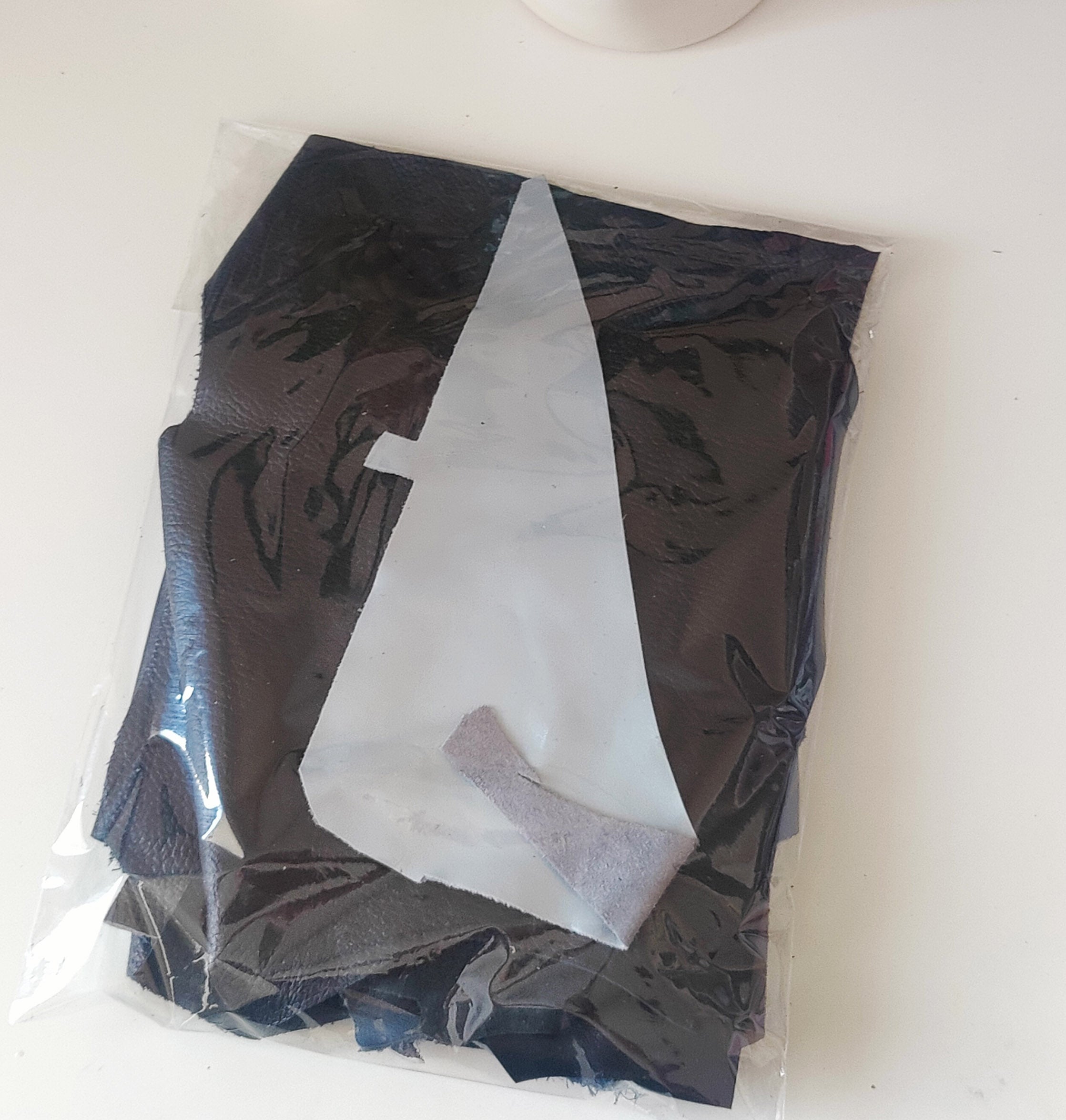 Leather MIX scraps bag for 1 lbs
