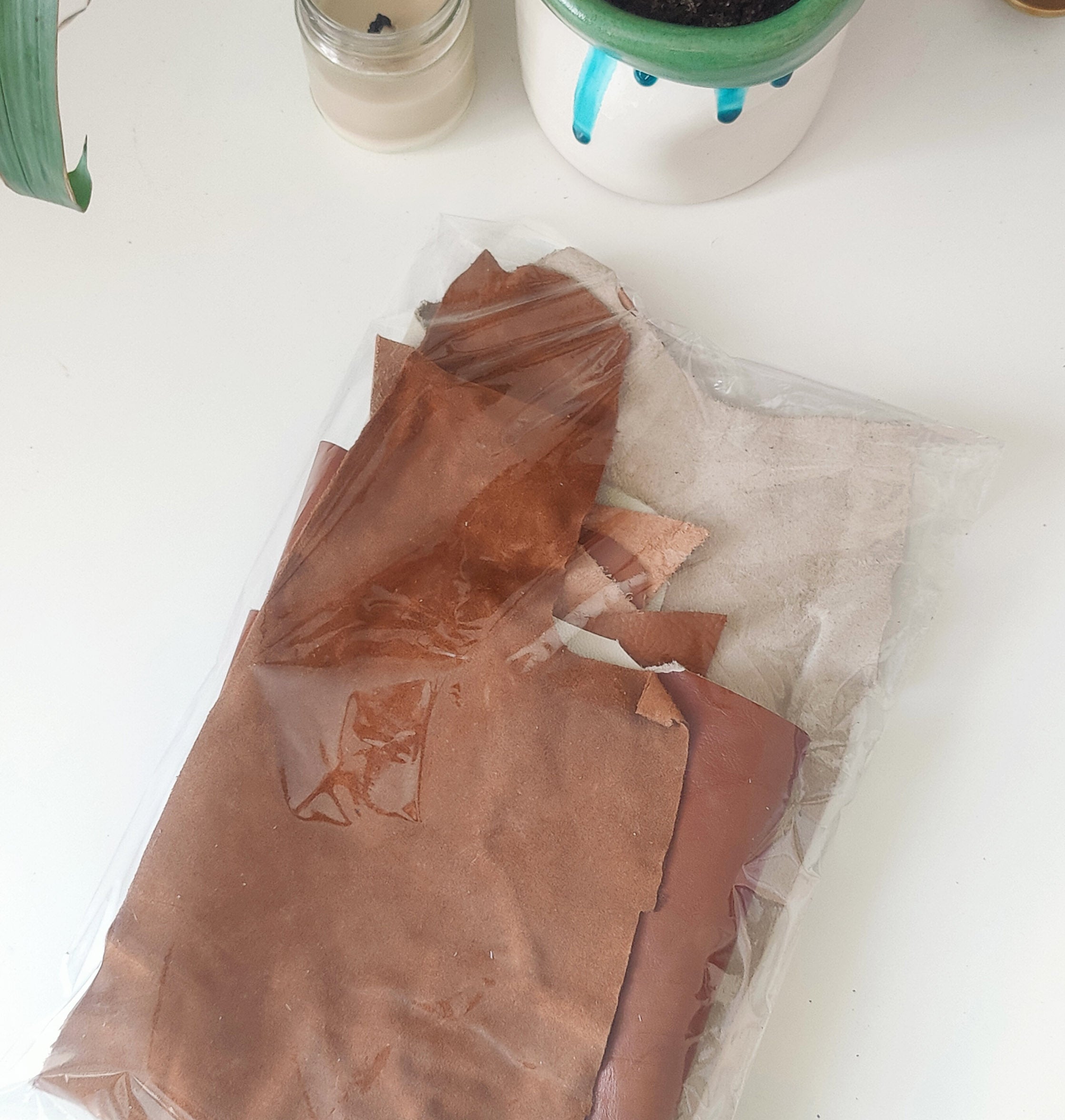 Leather MIX scraps bag for 1 lbs