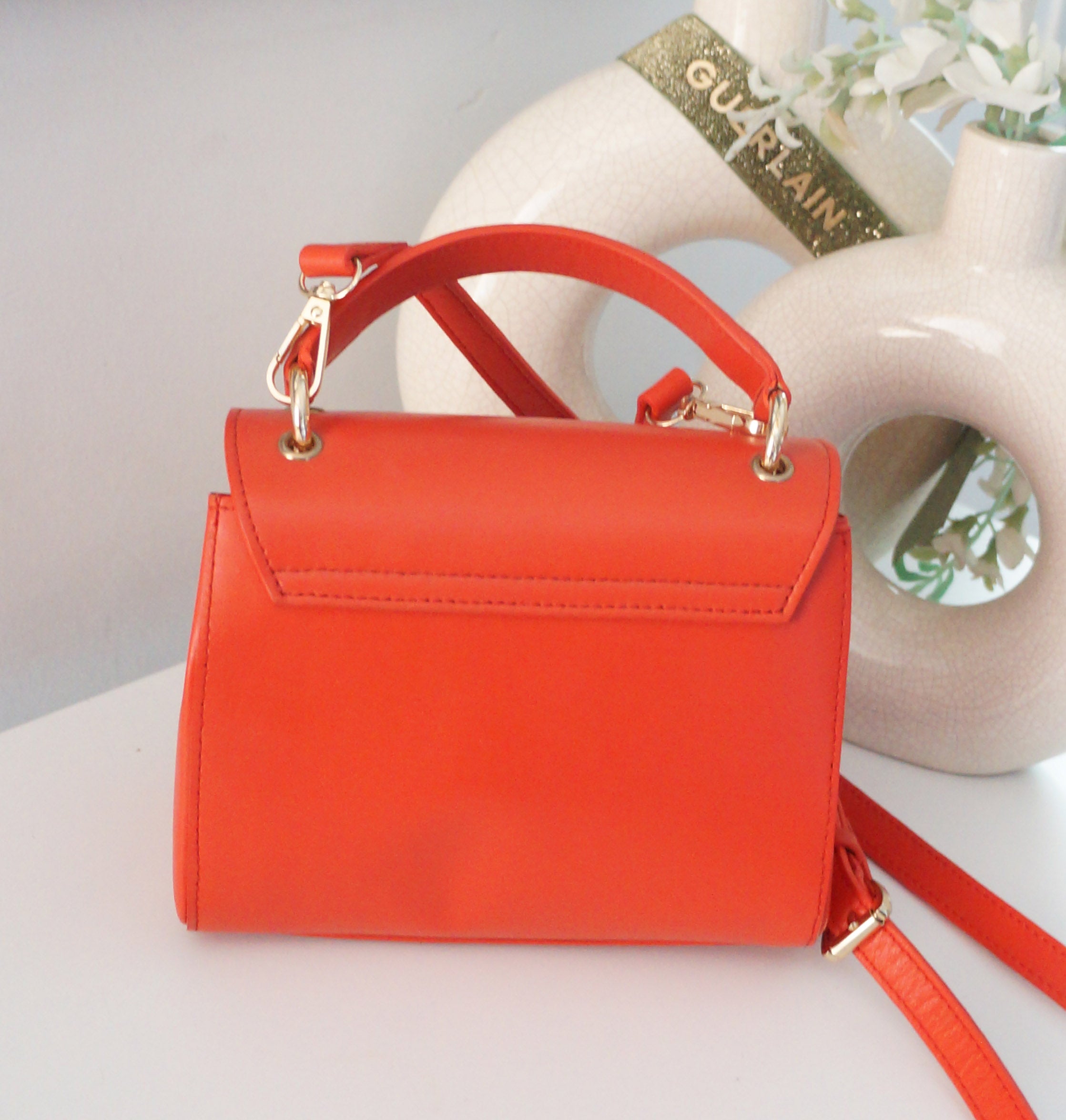 Lola Cross-body bag
