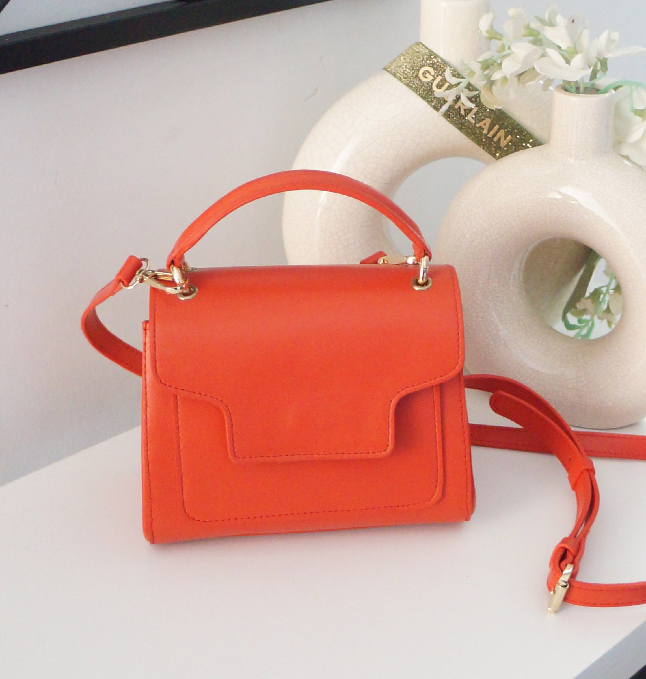 Lola Cross-body bag