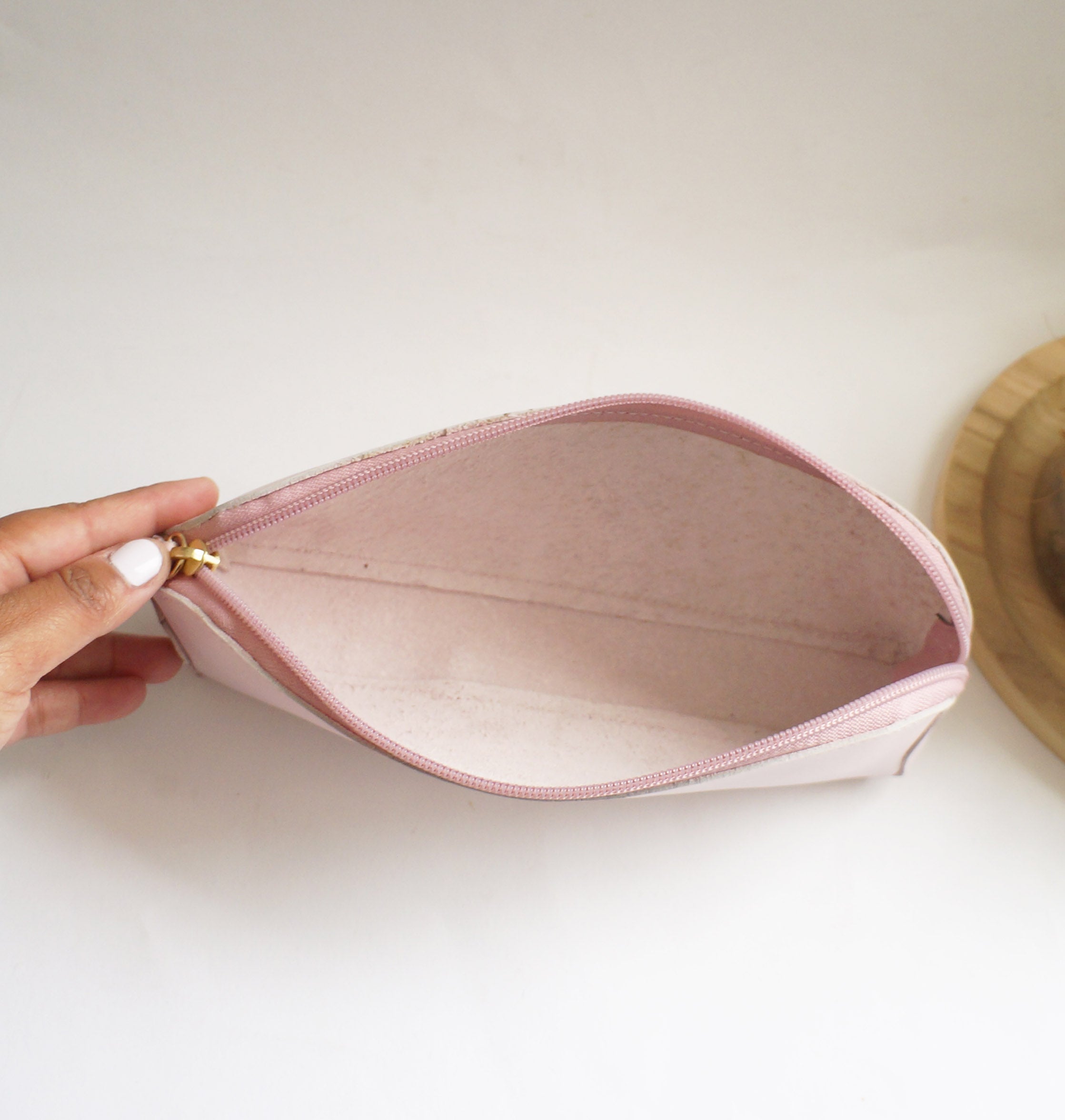 Pen Case - Milkshake leather