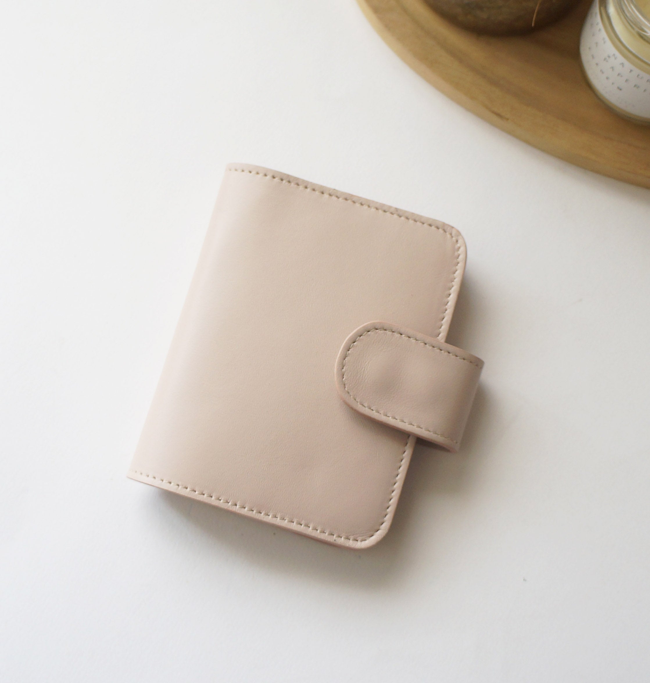 Passport TN - Pink Lace
