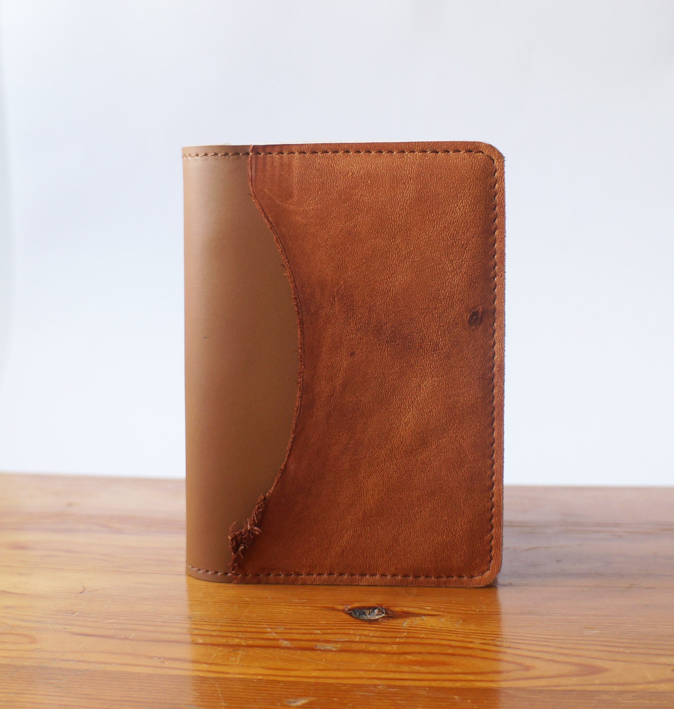 Passport Rustic - Brown & Toasted