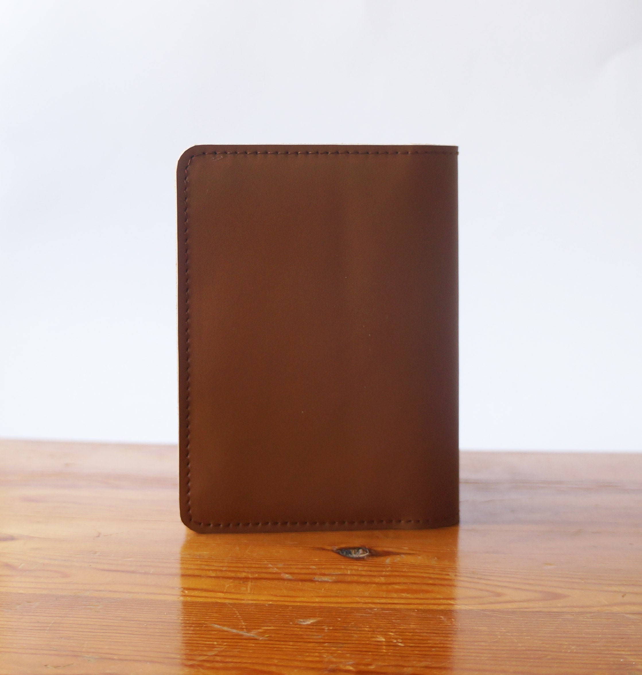Passport Rustic - Brown & Toasted