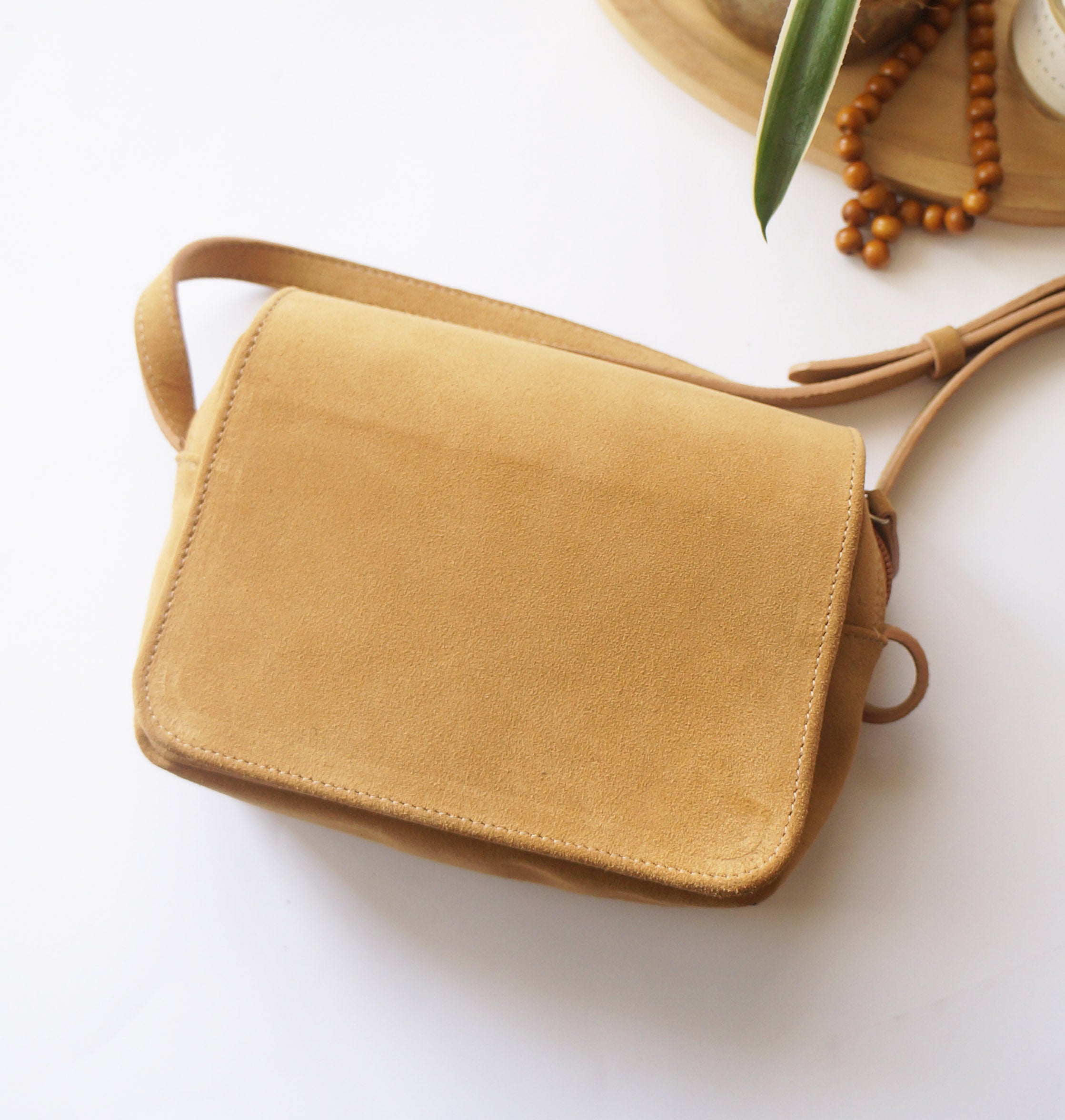 Celestia Cross-body bag