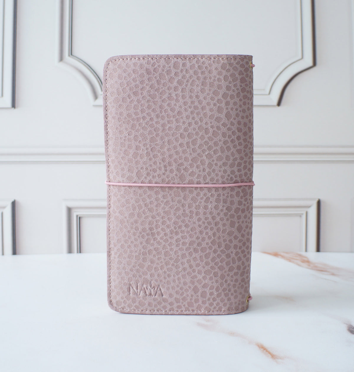 Standard TN Cover – Dusty Pink Bubbles