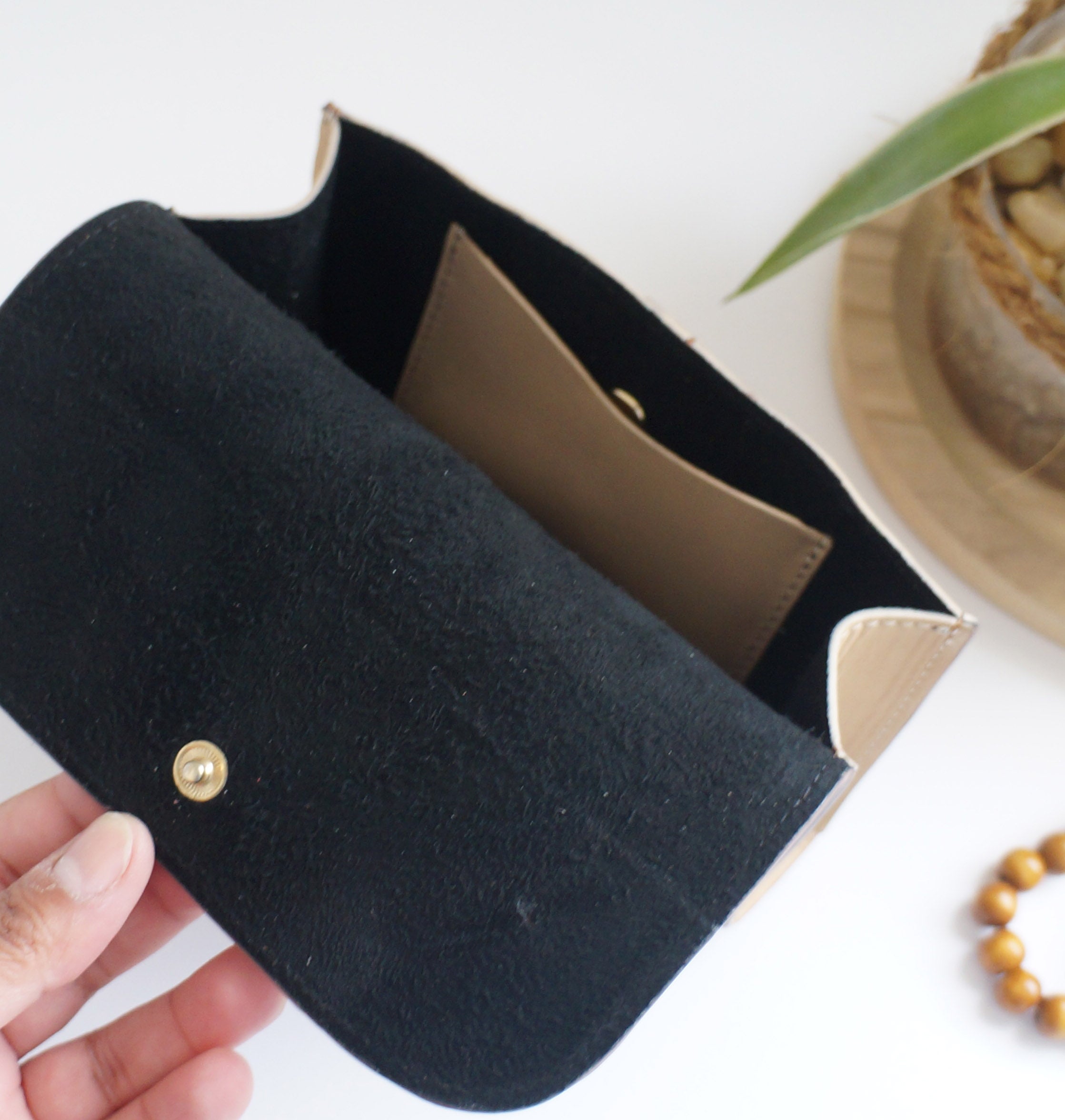 Sunglasses pouch/Micro bag - Chai & Velvet Cotton 2.0 leather