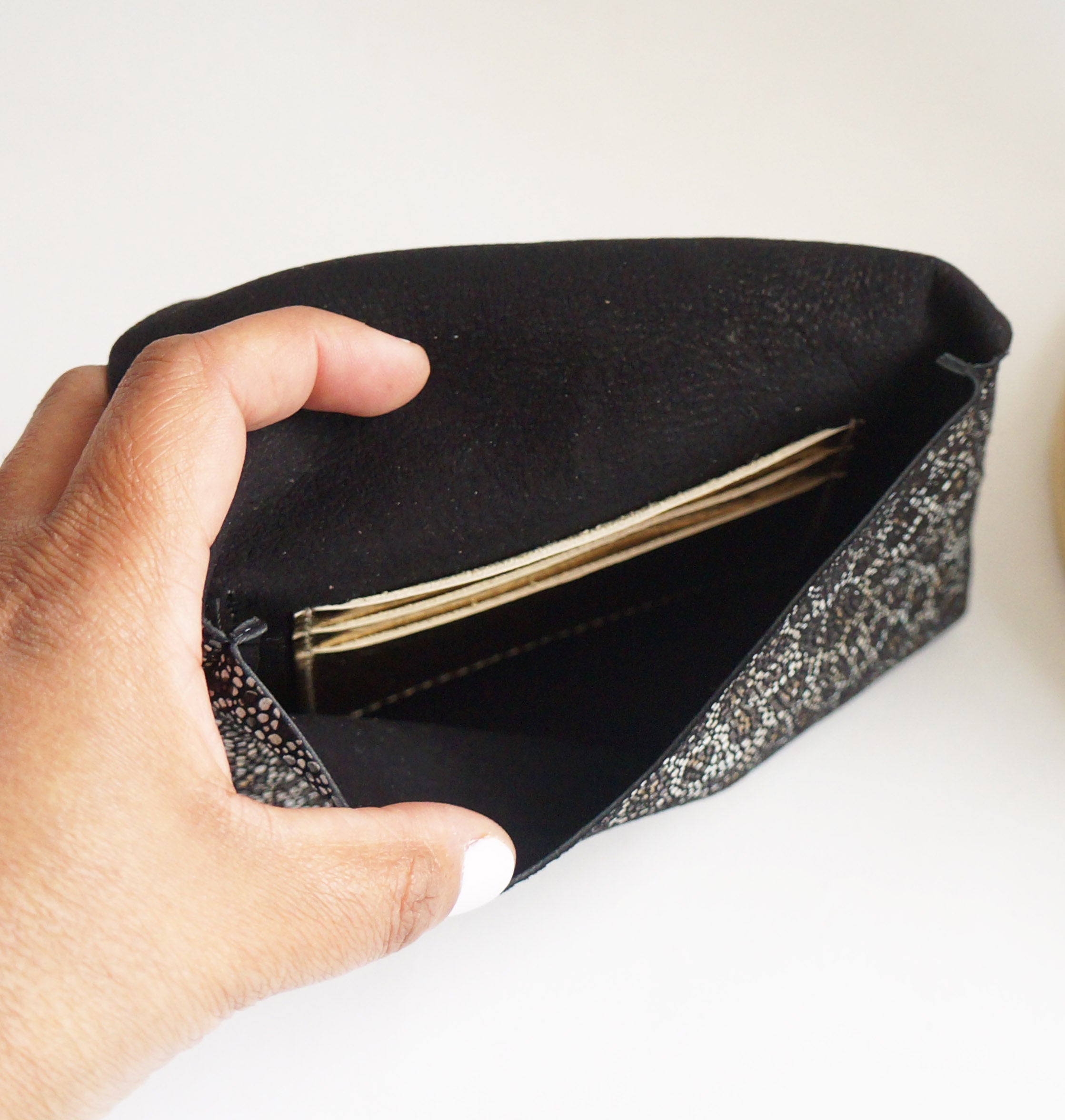 Medium Pouch - Wild & Miror Gold leathers