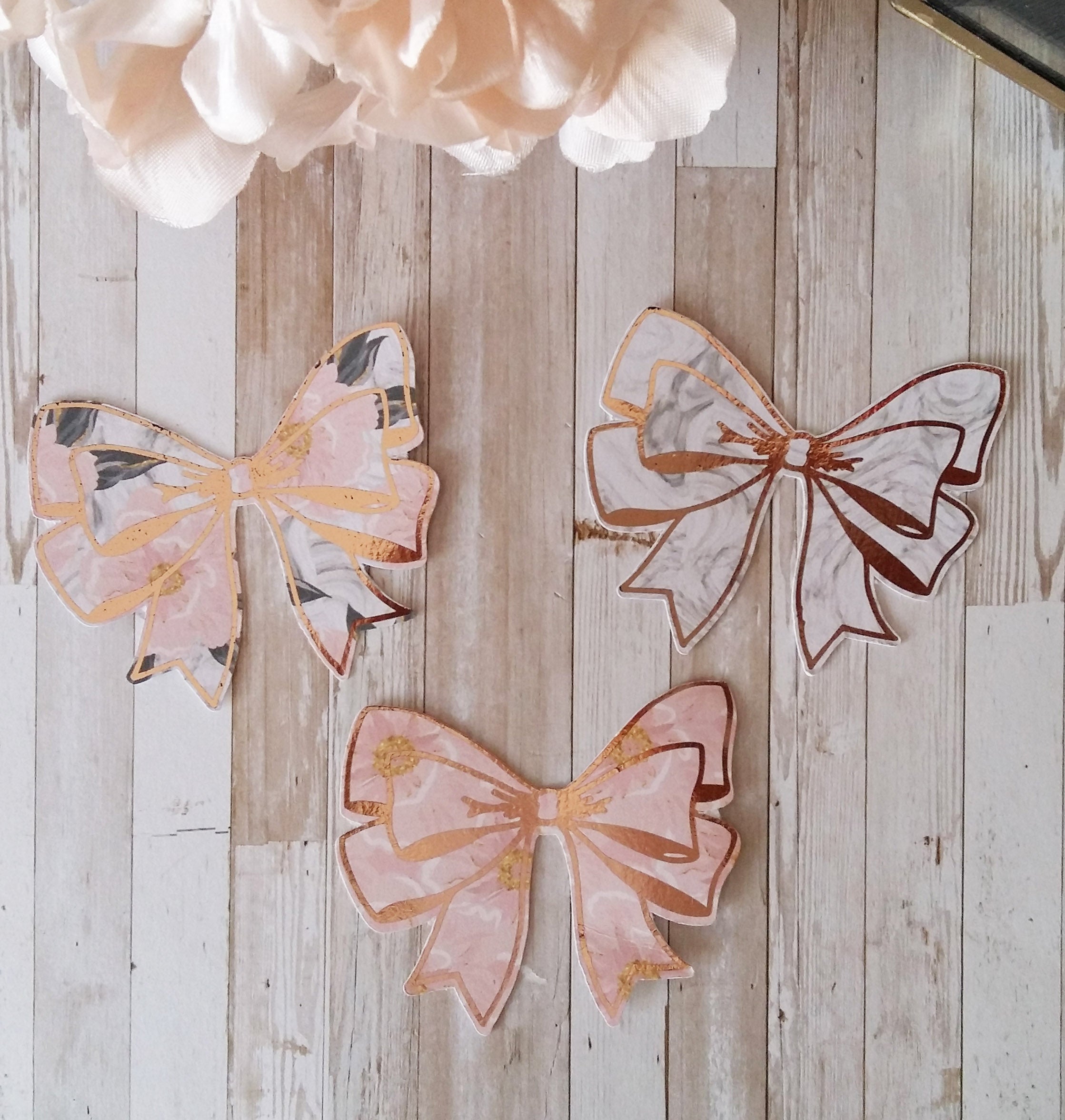 Foiled Bows Die Cuts - Naya Paperie