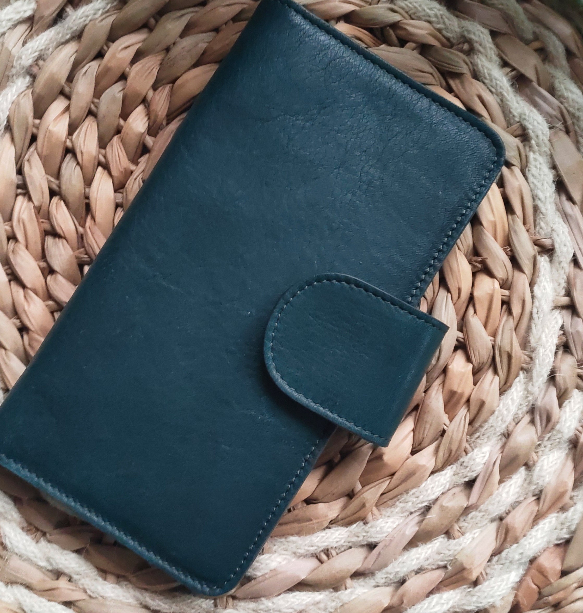 Emerald ( very low stock )