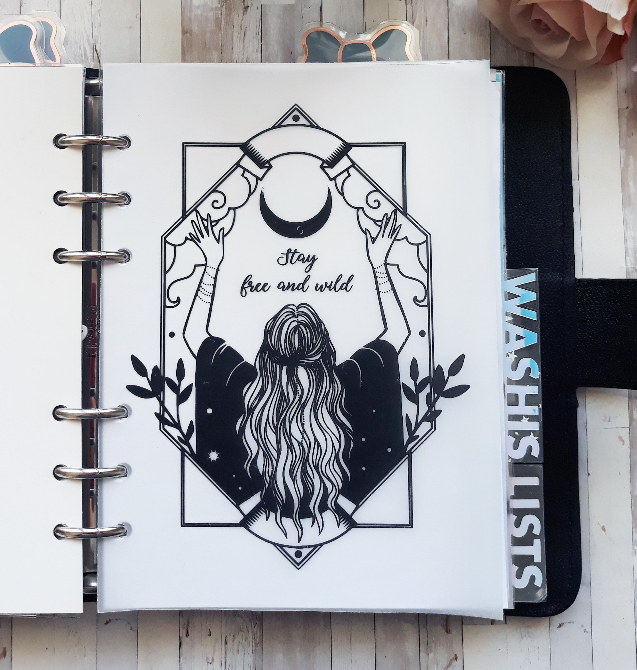 Vellum "Moon Girl" Dashboard - Naya Paperie