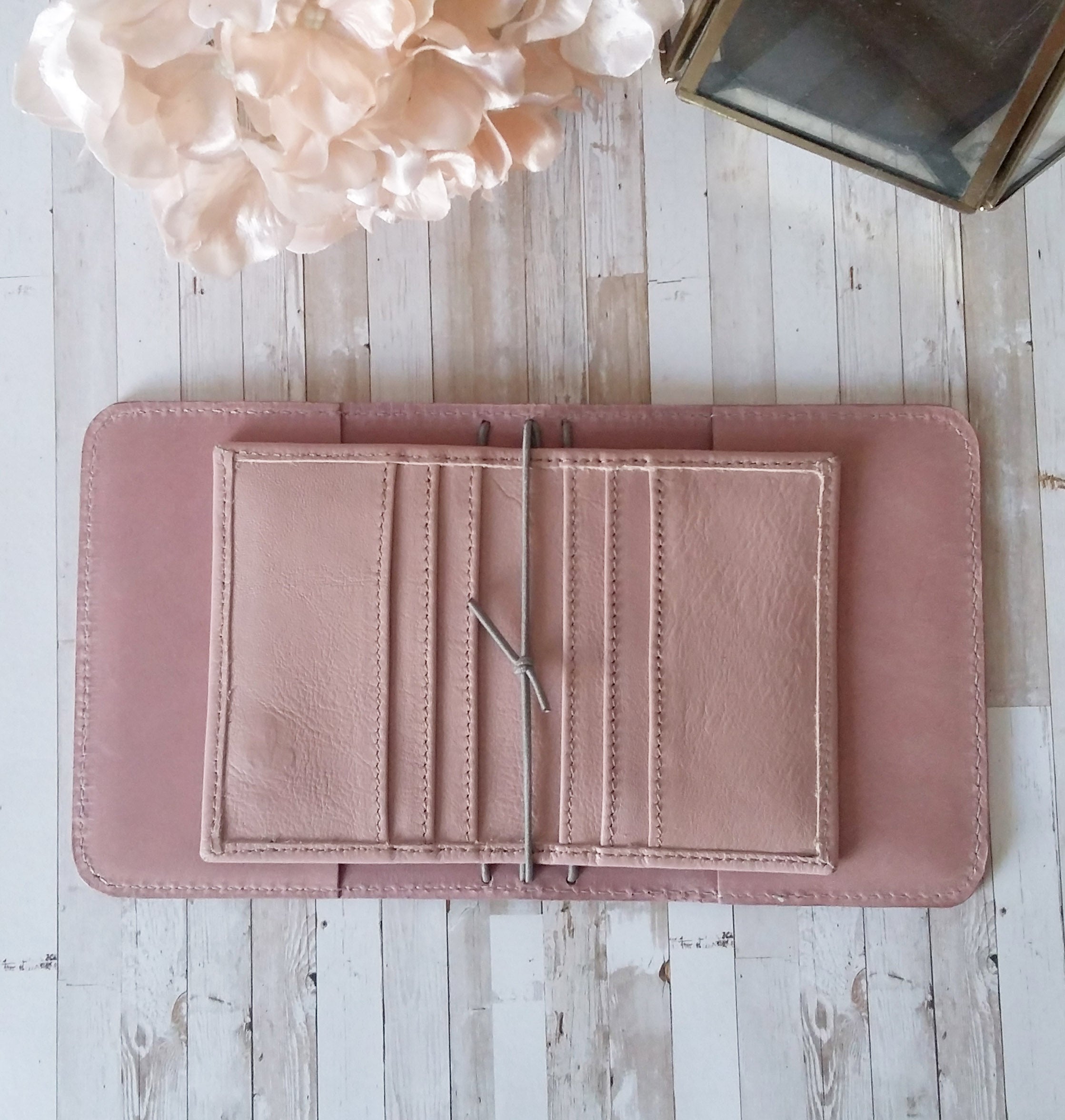 Leather card holder - Choose your leather - Naya Paperie