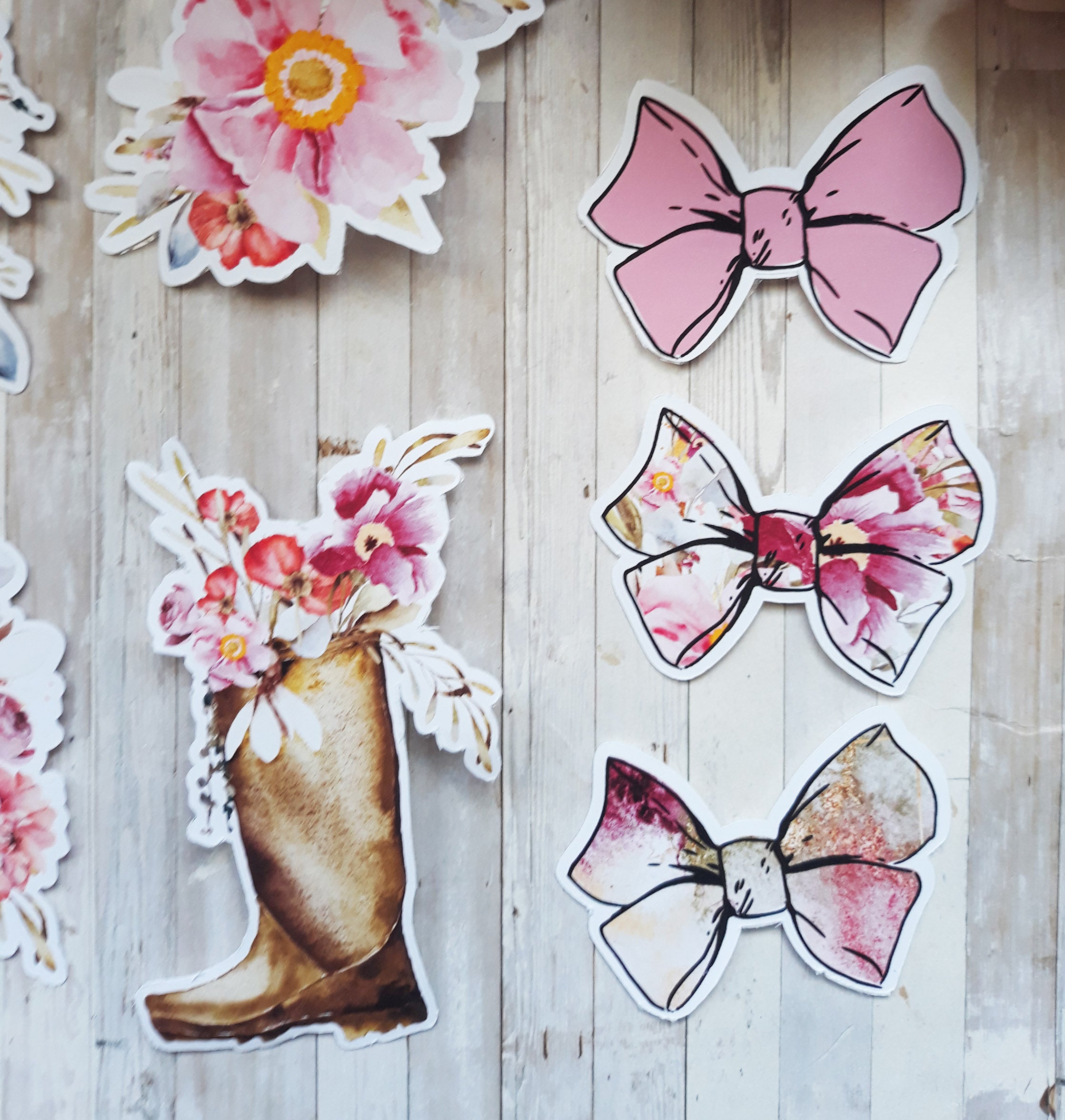 Rosey Collection Die Cuts Foiled - Naya Paperie