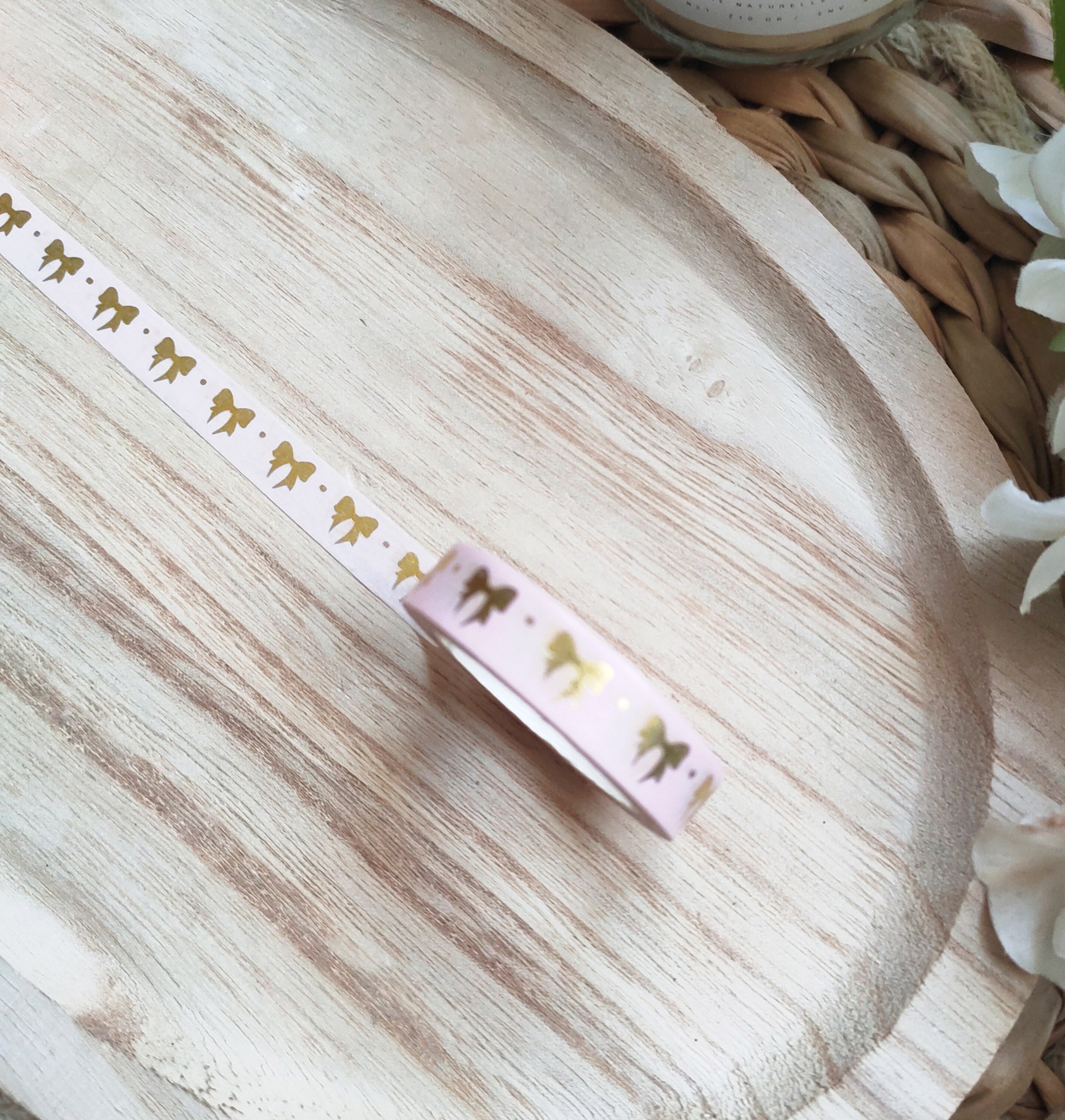 Serene Bow Washi