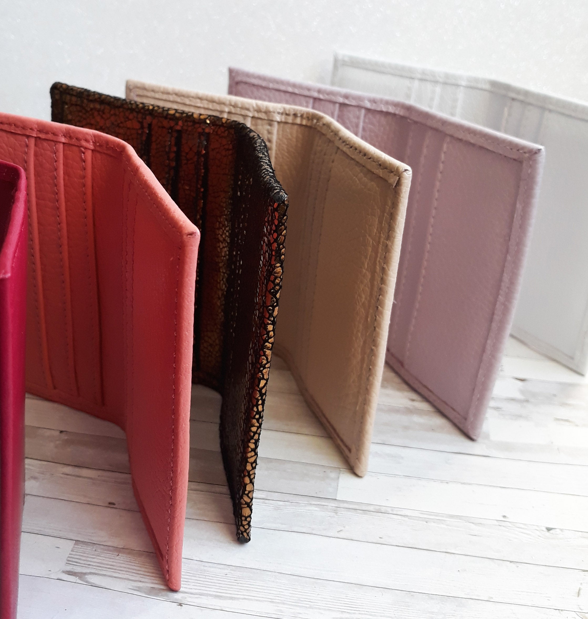 Leather card holder - Choose your leather - Naya Paperie