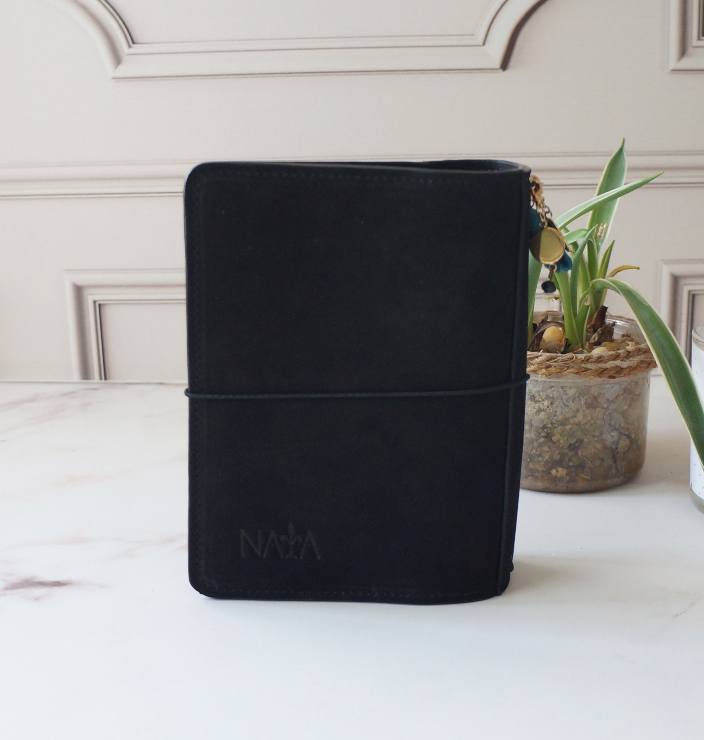 A6 TN Cover - Nubuck Black