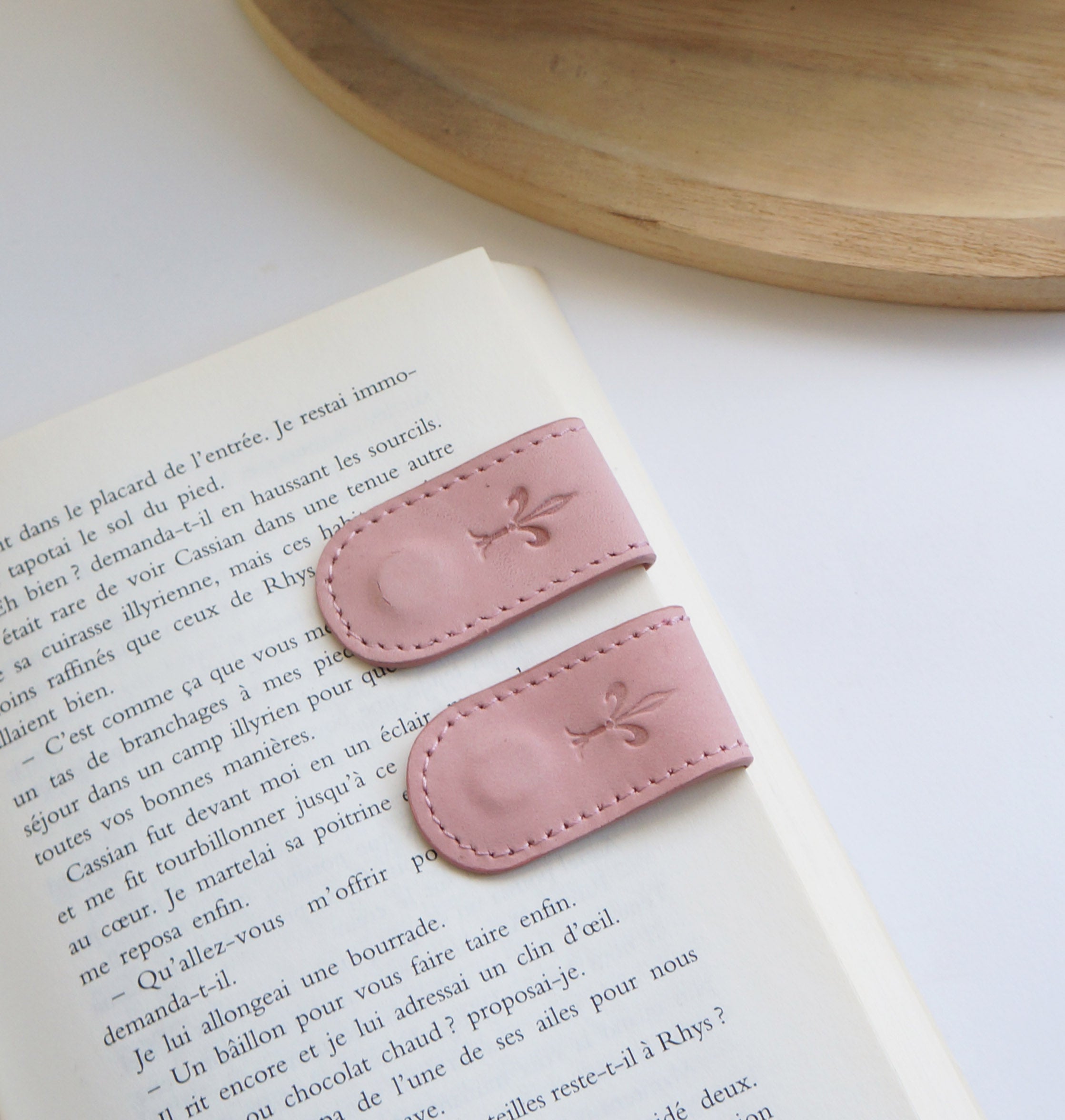 Magnetic Bookmarks - Blush Rose Nubuck