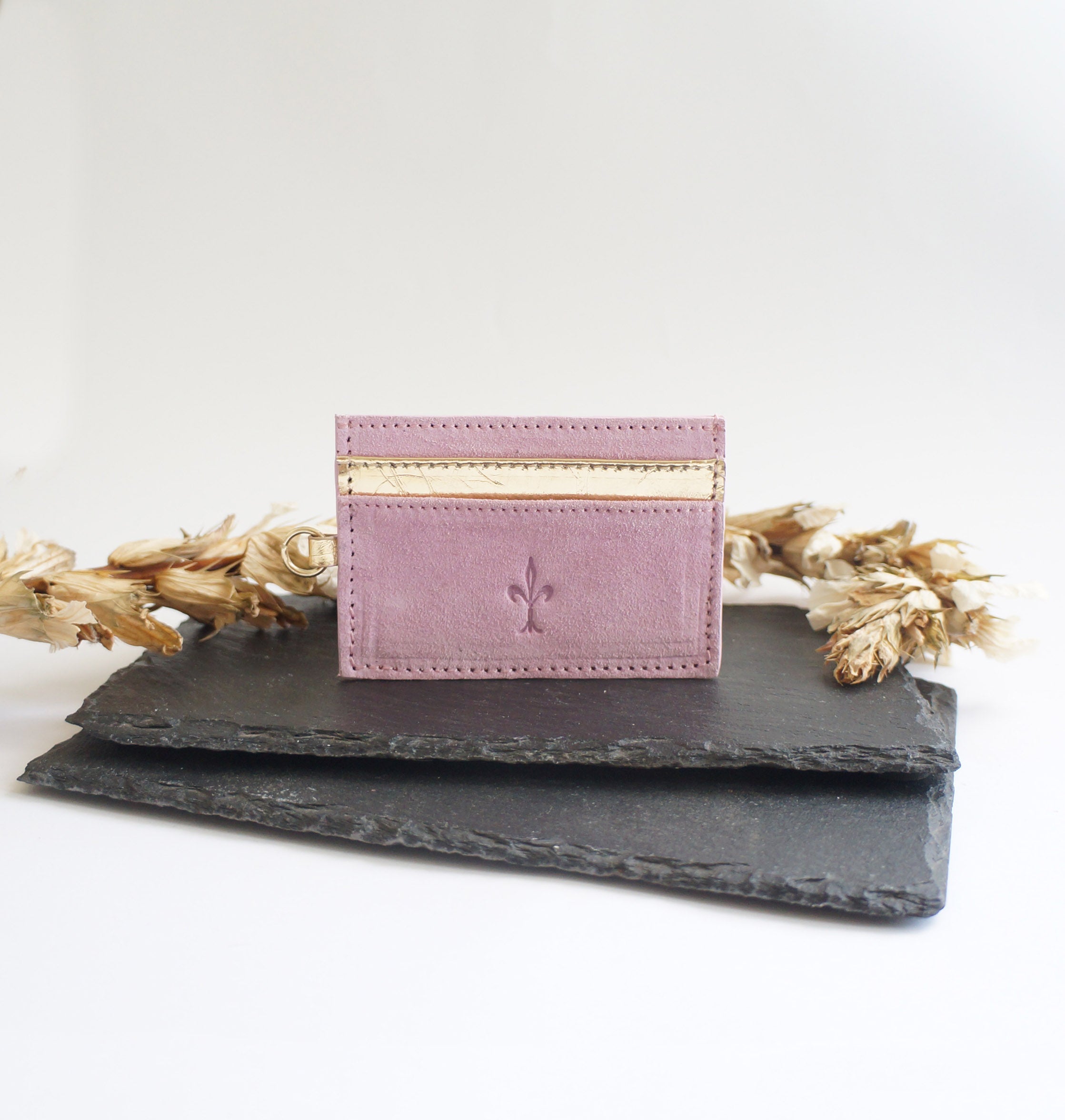 Compact card holder