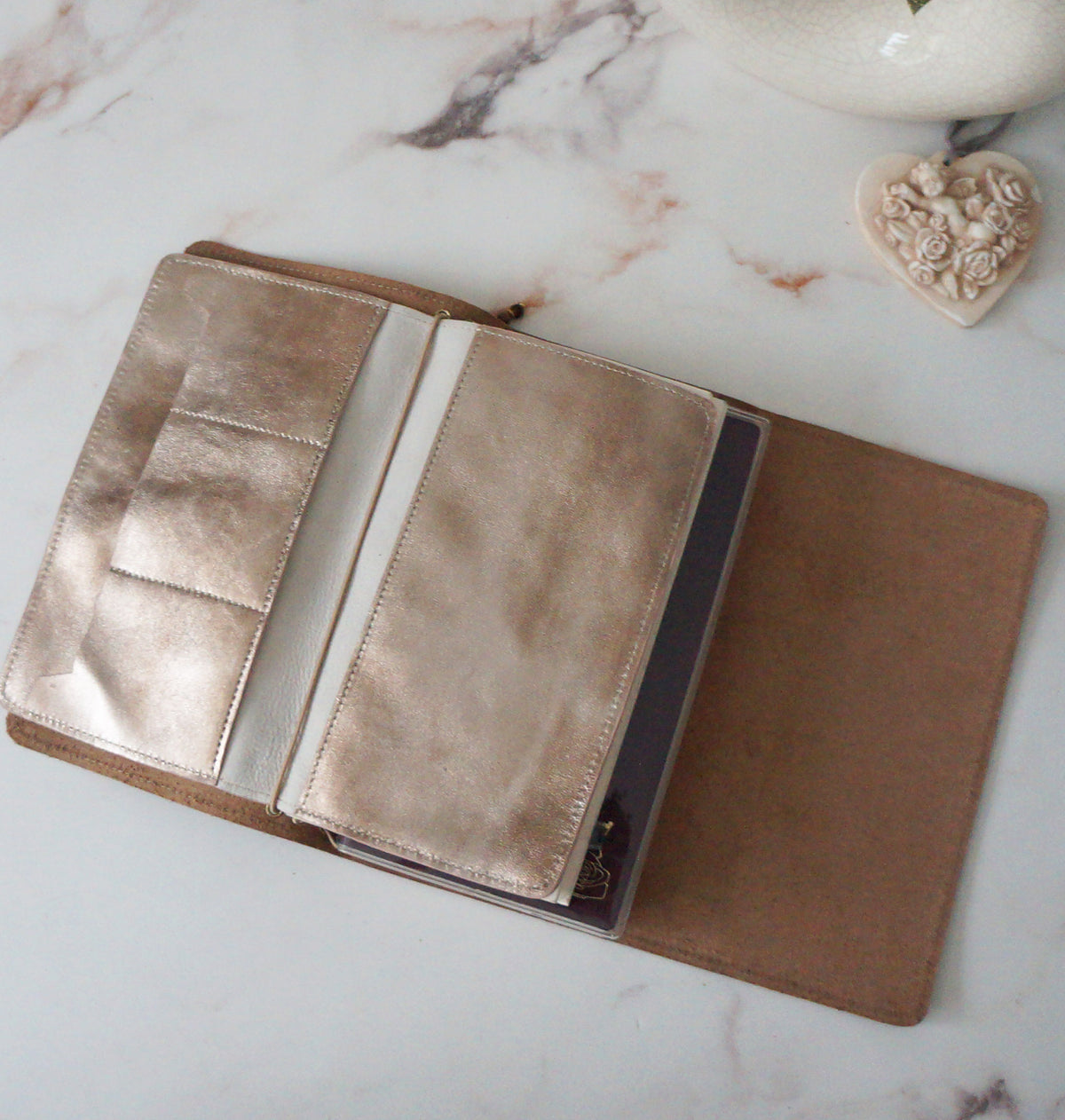 Trifold Combo Standard Cover + Wallet + Charms