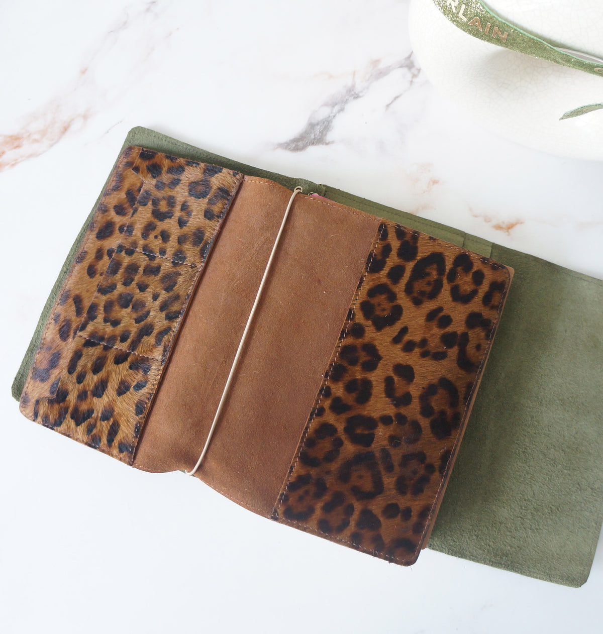 Trifold Combo A5 Cover + Wallet + Charms