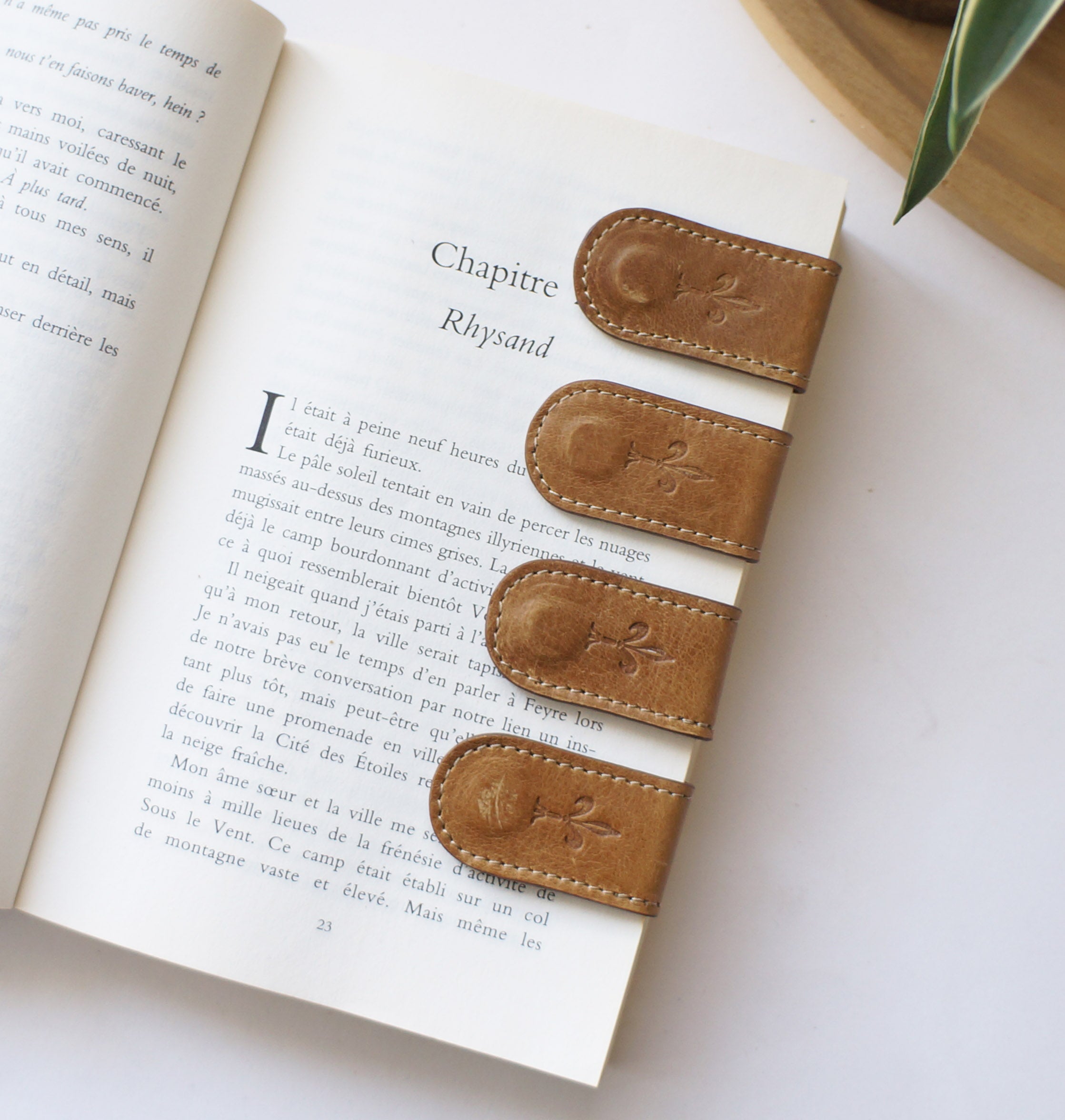Magnetic Bookmarks - Almond