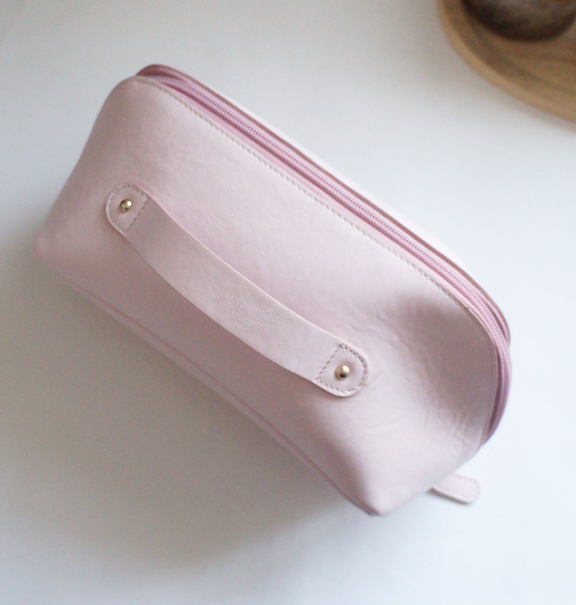 Make up Bag - Choose your leather