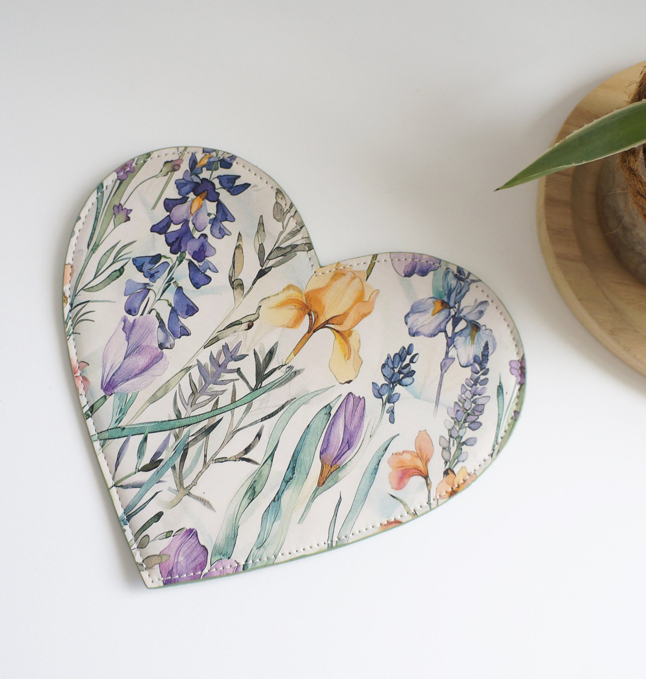 Heart Mouse Pad - Wild Flower Leather