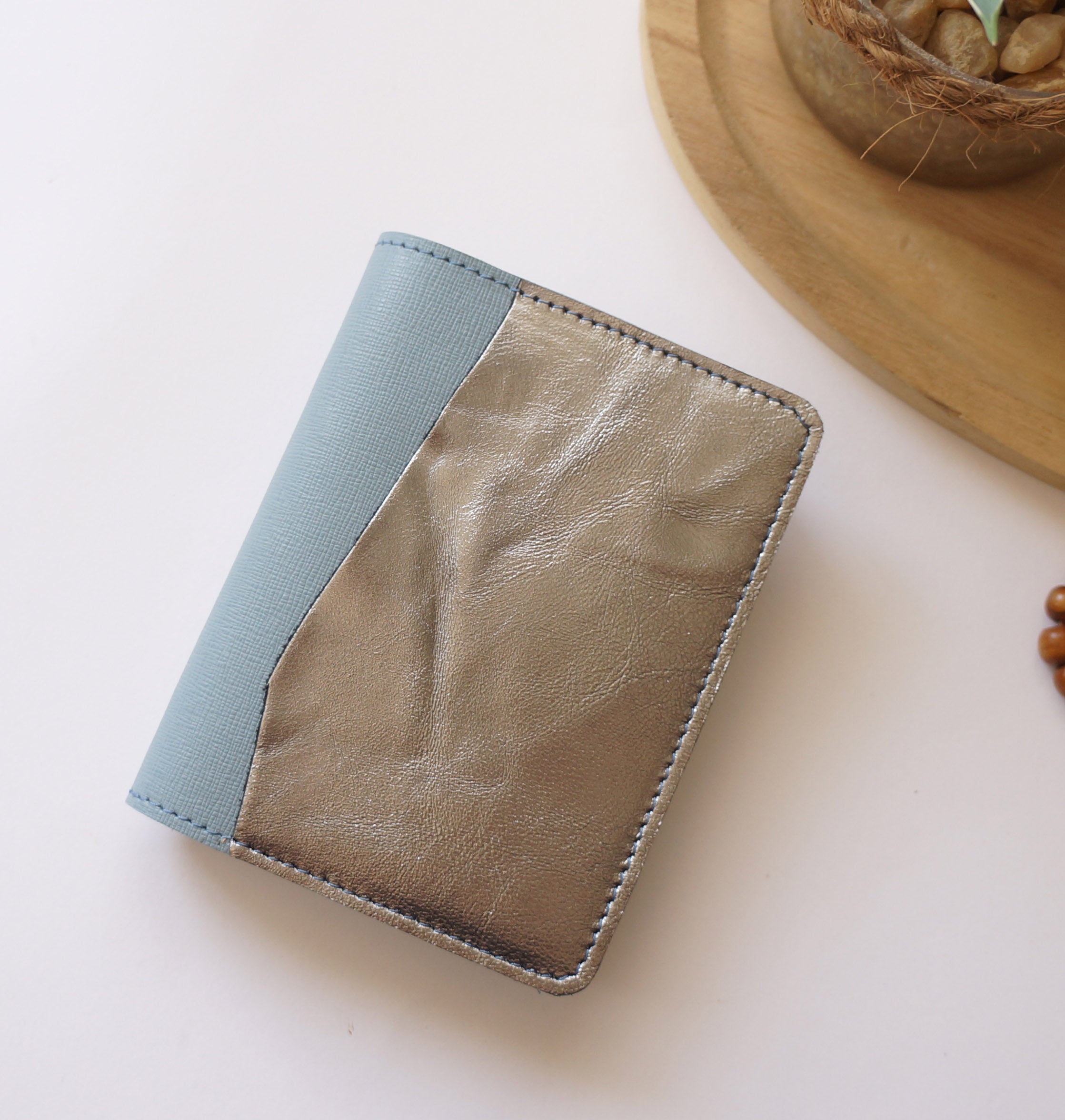 Passport Rustic - Saffiano Blue & Silver