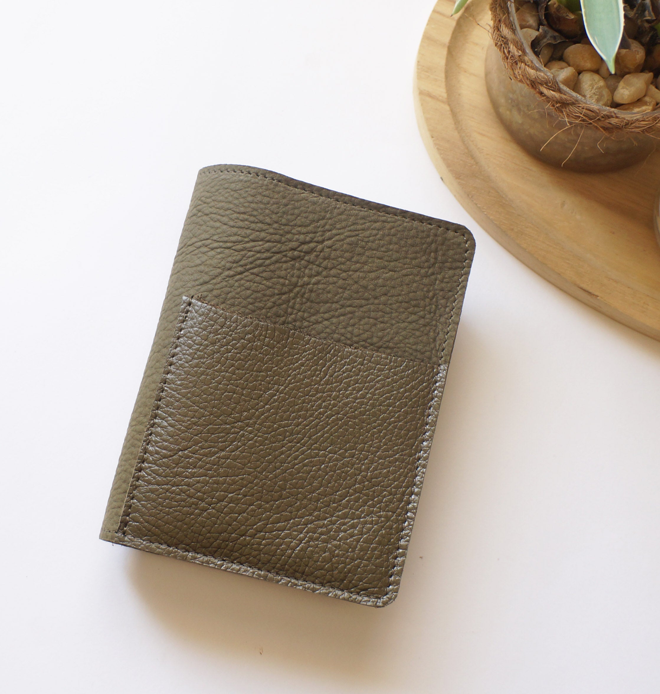 Pocket Rustic - Nubuck & Pebbled Army Green