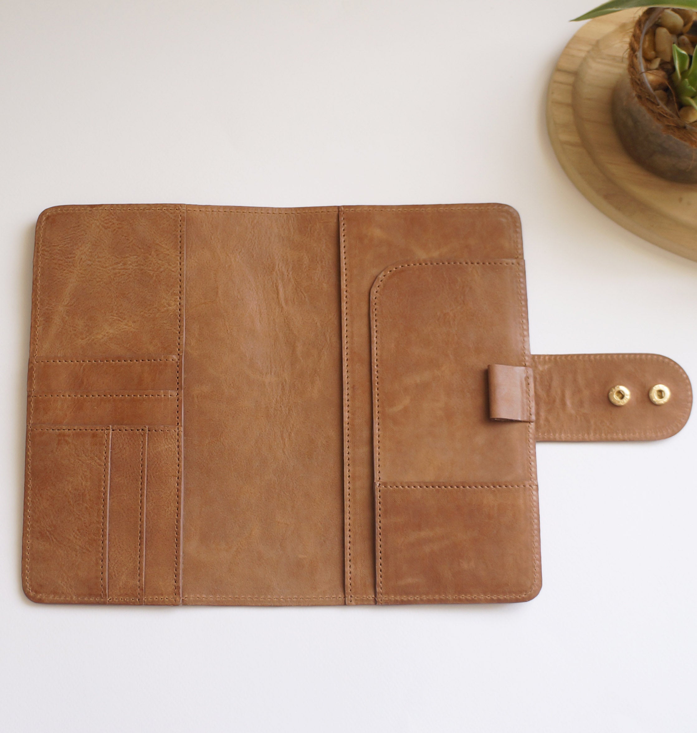 Standard TN Folio Cover – Chai leather
