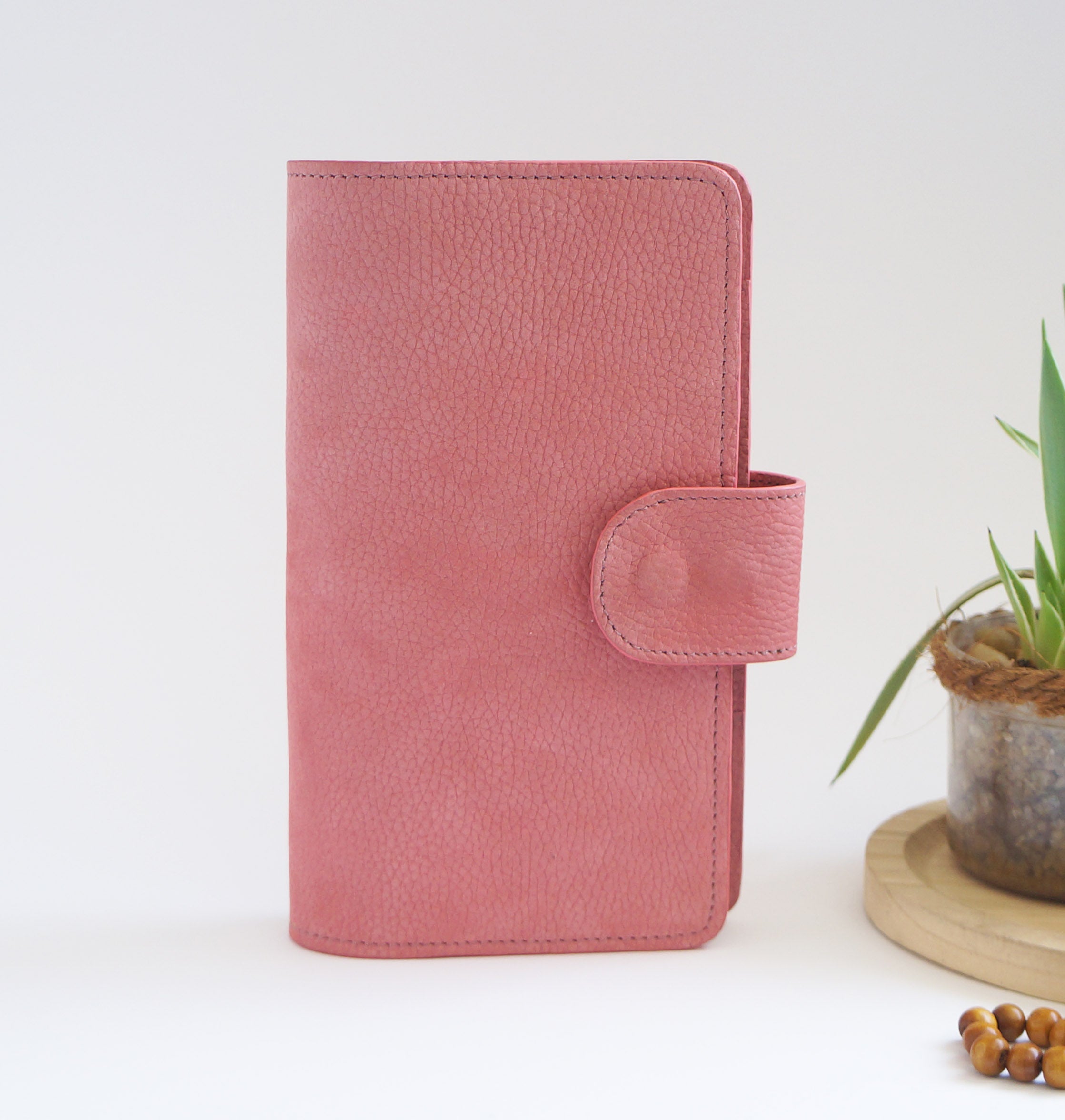 Standard TN Folio Cover – Peony Pink Leather