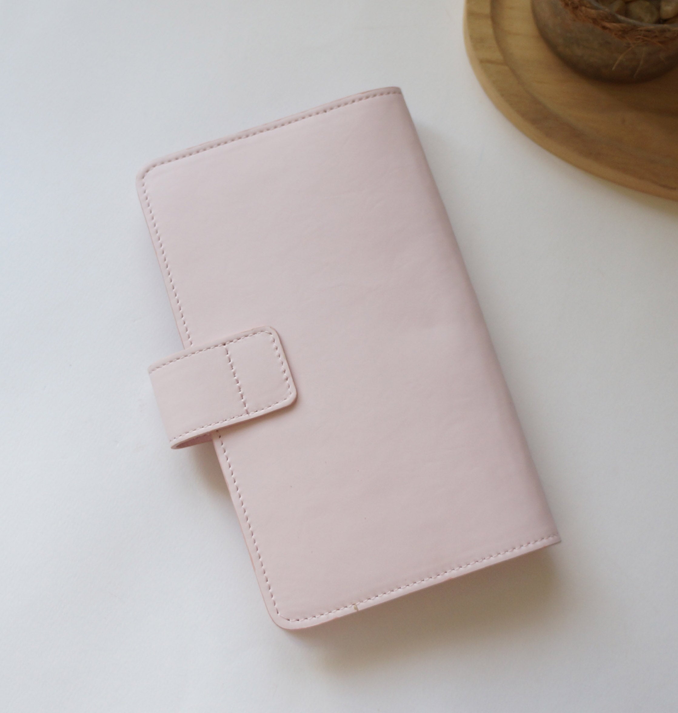 Standard Cover - Milkshake Goat silver snap