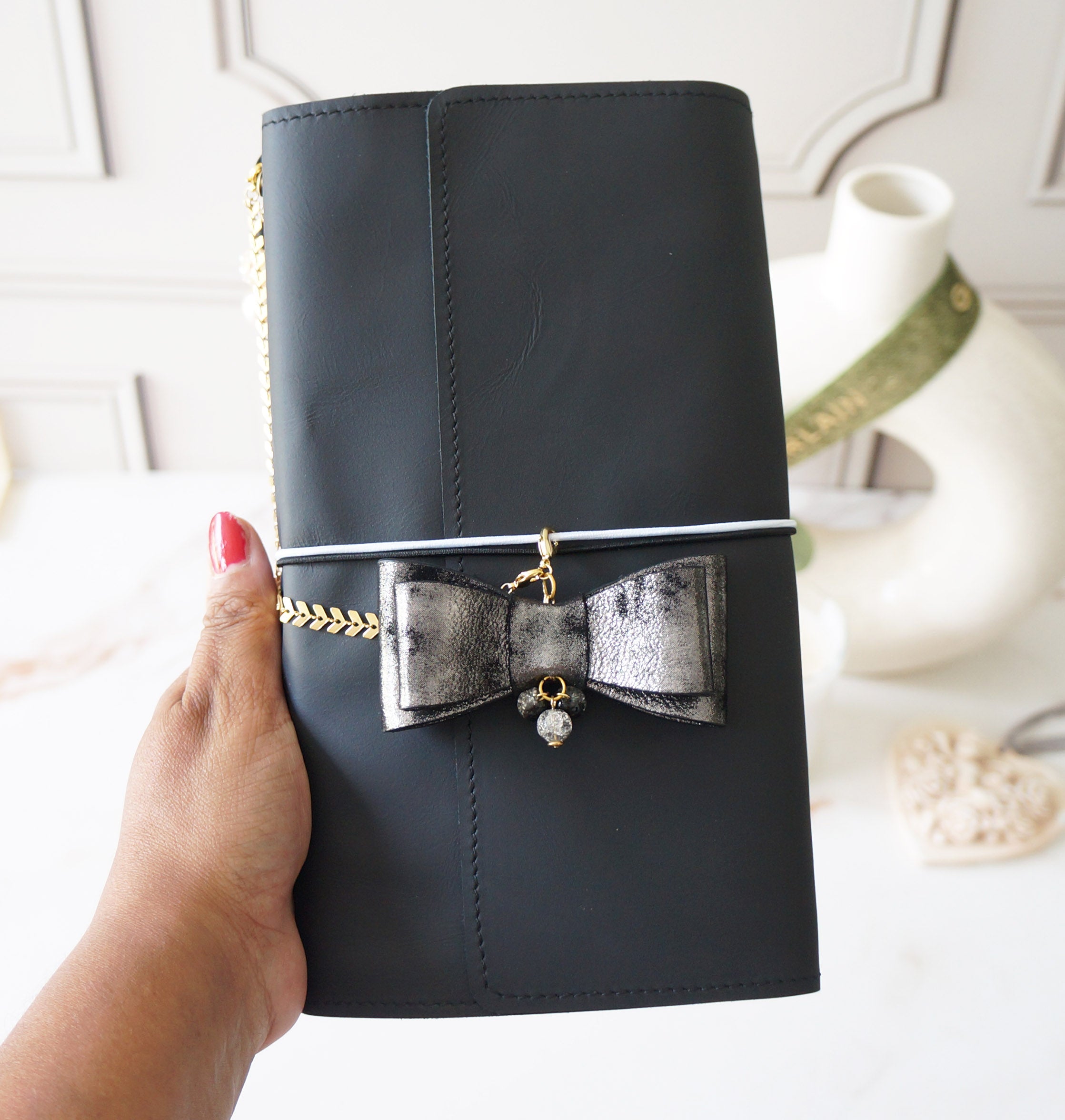 Standard Trifold - Smooth Black