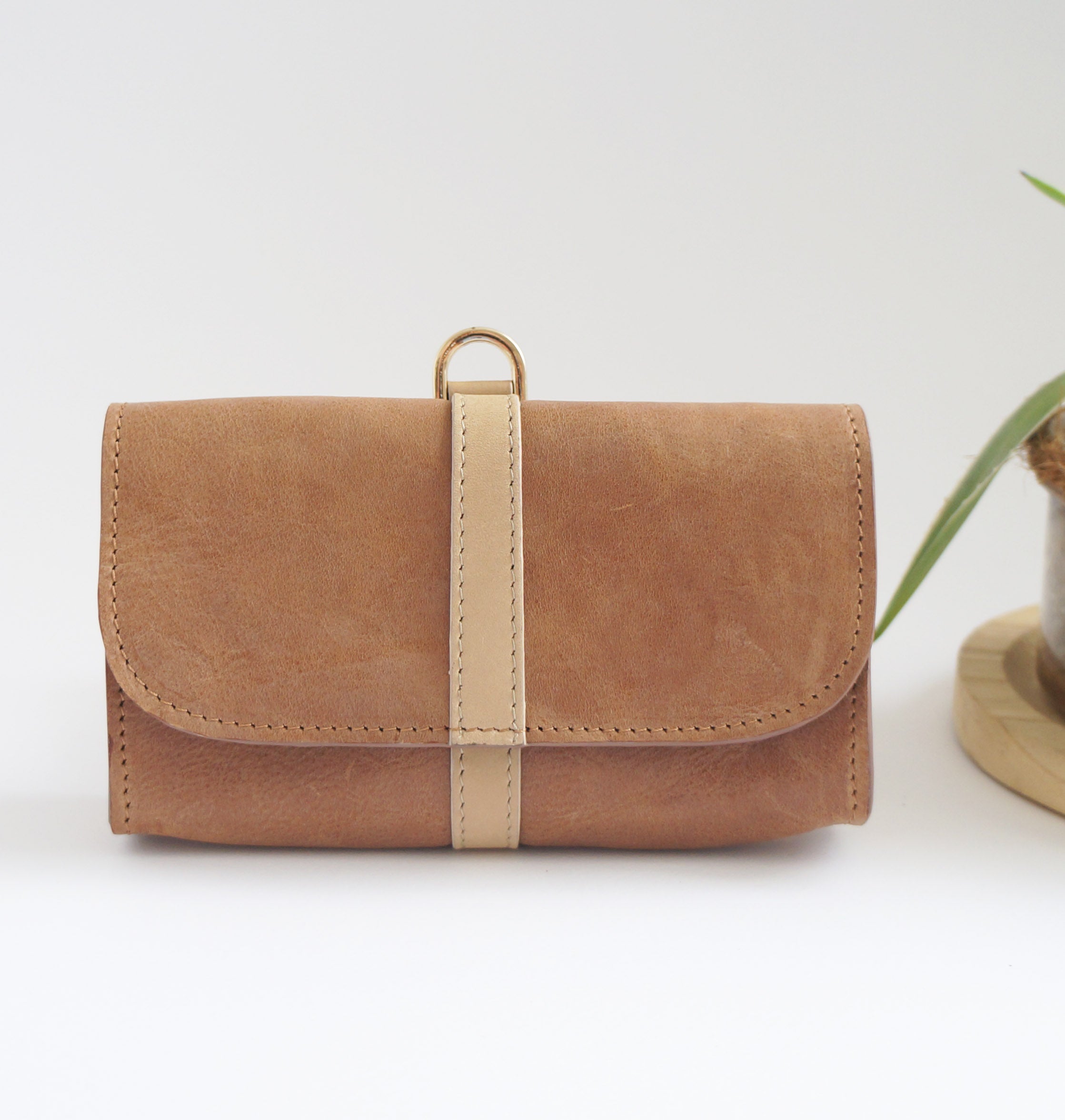 Sunglasses pouch/Micro bag - Chai & Velvet Cotton 2.0 leather